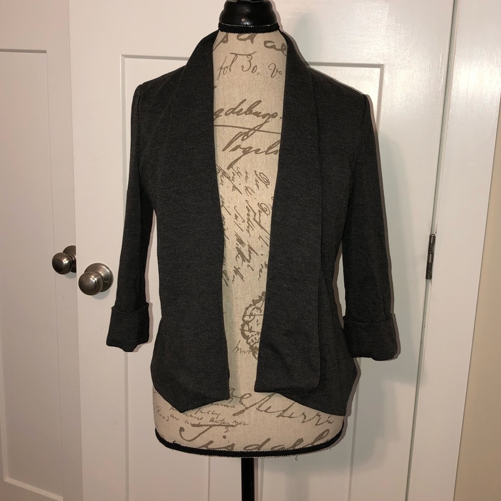 2 Medium Women’s Blazers!✨